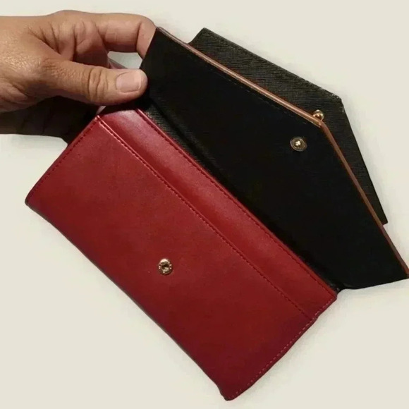 ๐๏ธMKF Collection Wristlet Wallet | High-Quality Vegan Leather | High Capacity - Picture 7 of 13